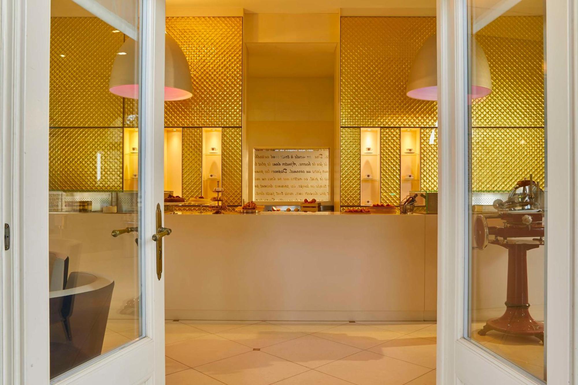 Hotel Kempinski Palace Portoroz Bagian luar foto The kitchen