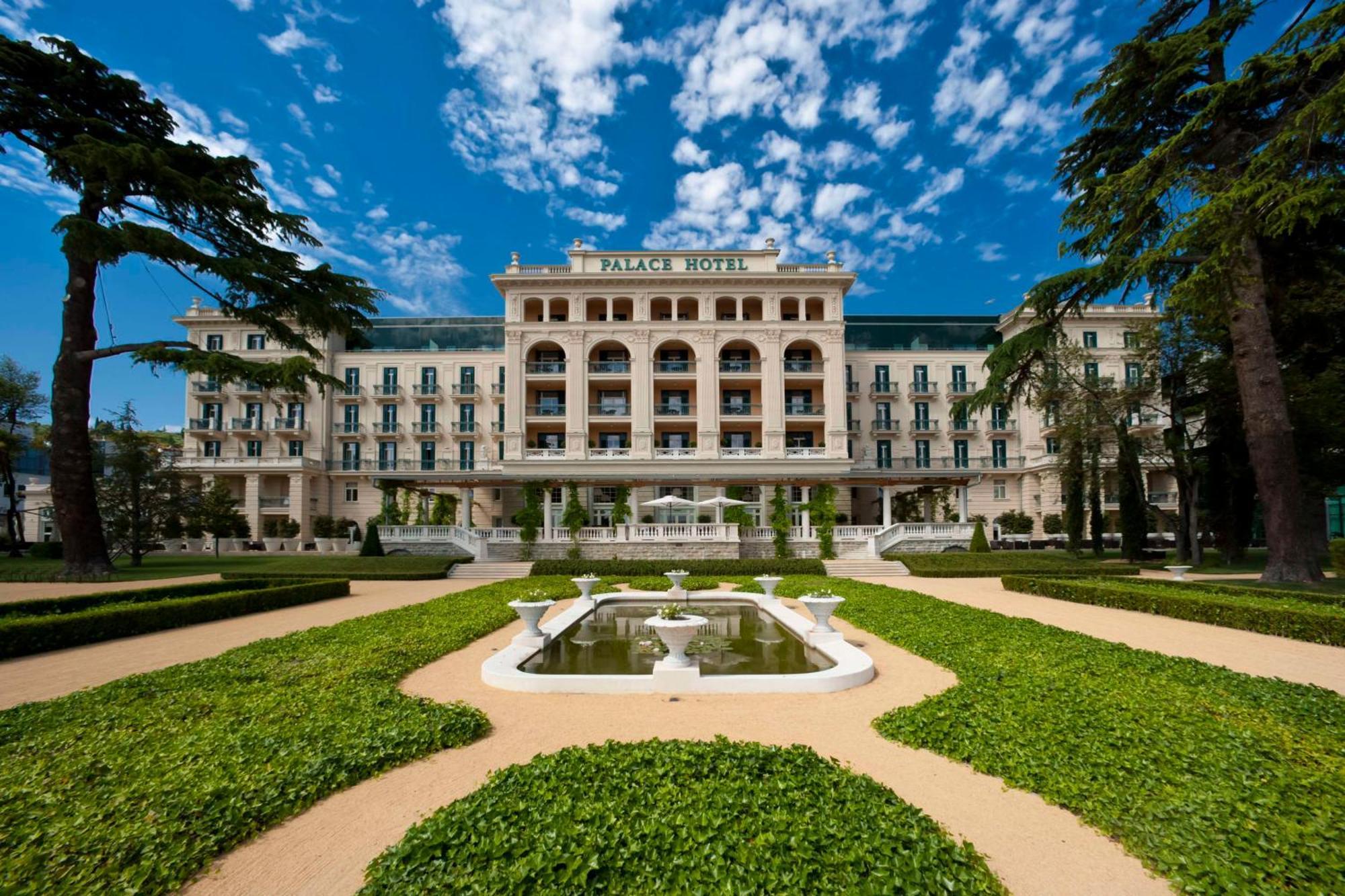 Hotel Kempinski Palace Portoroz Bagian luar foto