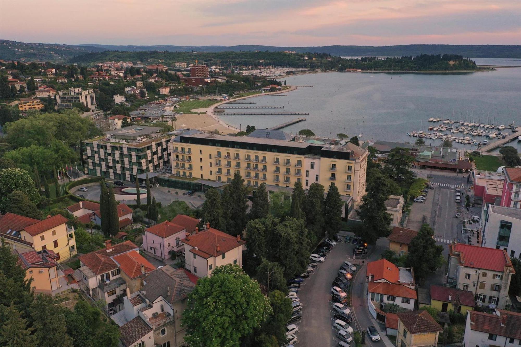 Hotel Kempinski Palace Portoroz Bagian luar foto