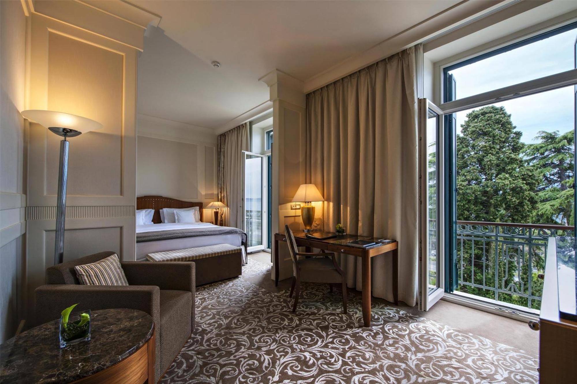Hotel Kempinski Palace Portoroz Bagian luar foto